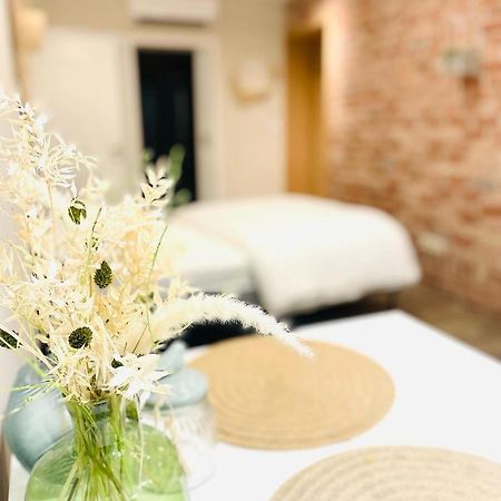 La Petite Halte Bed & Breakfast Comines-Warneton Dış mekan fotoğraf